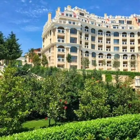 La Апартамент *