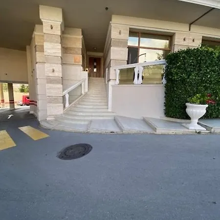 La 2-bedroom Private , Golden Sands , Varna