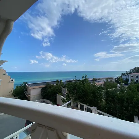 La 2-bedroom Private , Golden Sands , Varna