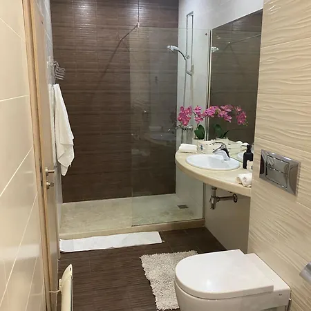 Apartment La 2-bedroom Private , Golden Sands ,